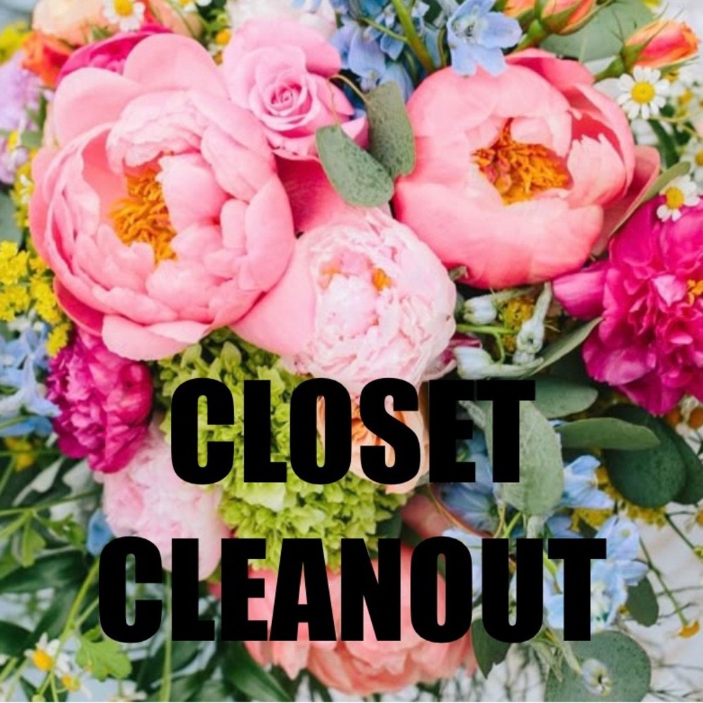 CLOSET CLEANOUT!!! MAKE OFFERS!!!